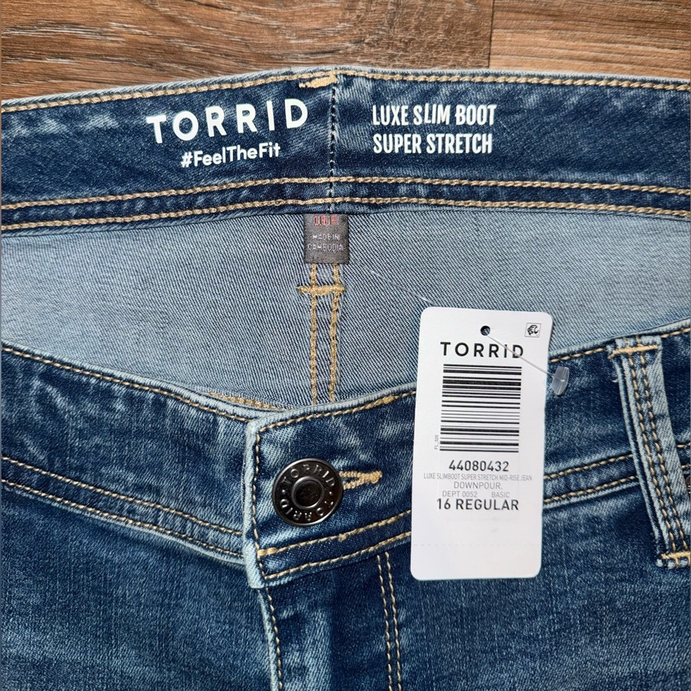 Torrid Luxe SlimBoot Super Stretch Mid-Rise Jeans - Picture 2 of 3